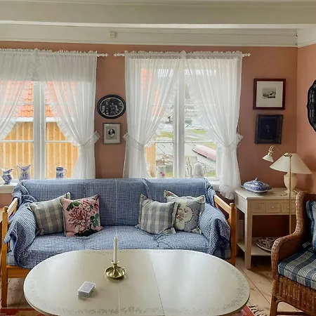 Experience History At Vestre Sandoya Kilen